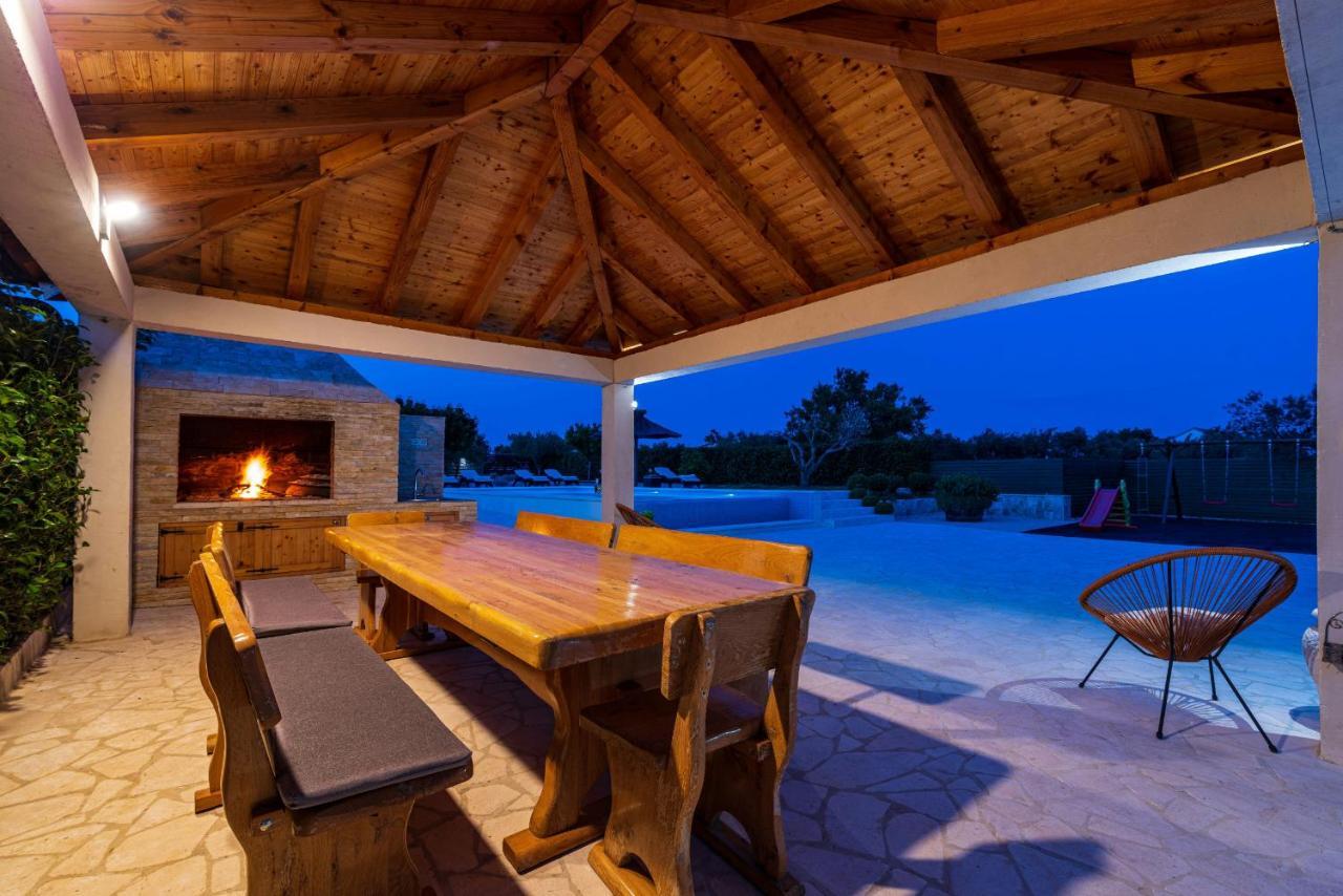 Villa Olive Garden Zadarvillas Pristeg Exteriér fotografie